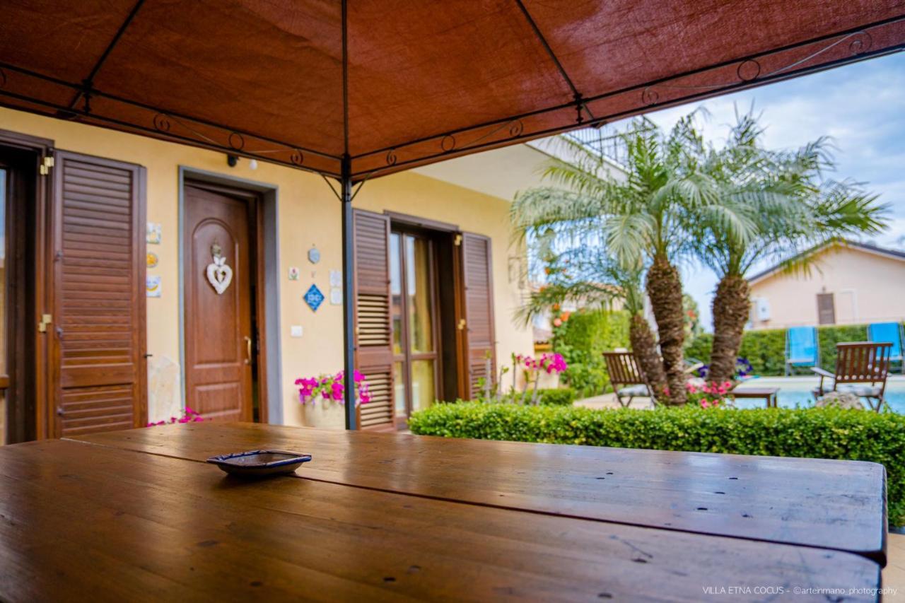 Casa vacanze ETNA COCUS Santa Venerina Exterior foto
